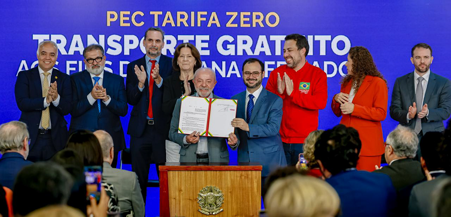Lula encaminha PEC que propõe transporte público gratuito nos fins de semana e feriados